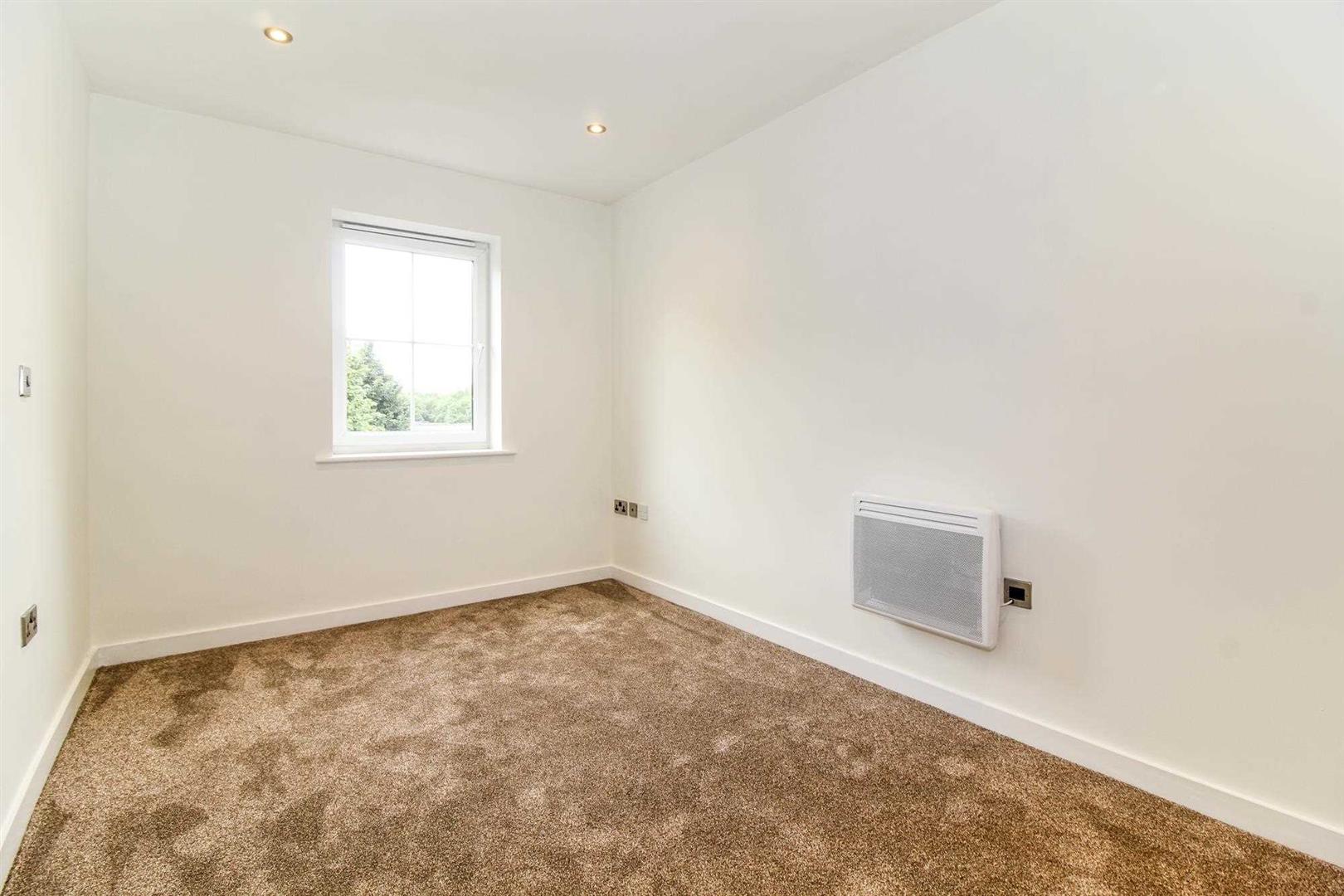 Piccadilly Heights, Wain Avenue, Chesterfield